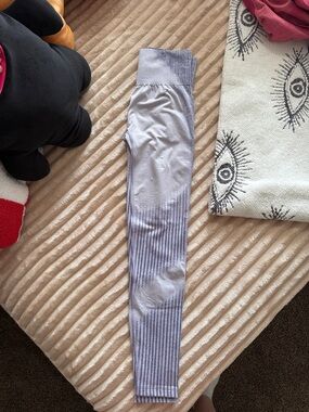 Seamless Lavender Stripe Leggings